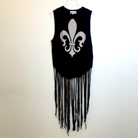 Wildfox Tops - Wildfox fringe summer tee top XS oversized 🐝
